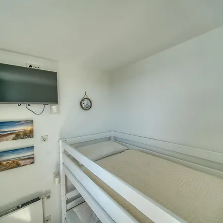 شقة - Haus F, App 0f1206 *