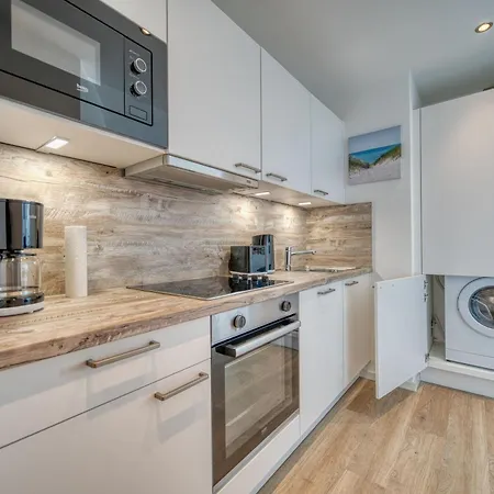 - Haus F, App 0f1206 هايليغنهافن